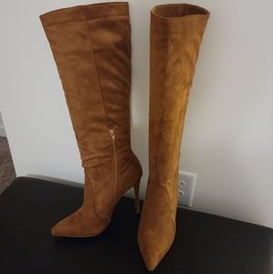 Fashion Nova Suede knee boots, Size 9, Chestnut